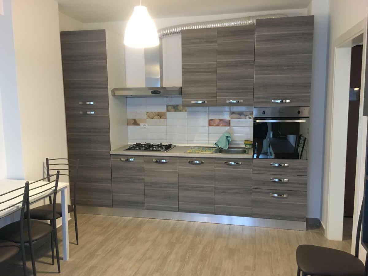 Bruka Apartaments Shengjin Ngoại thất bức ảnh
